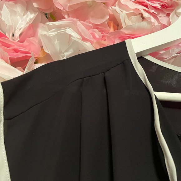 🛍️ 2 for $10 Spense Sheer Cap Sleeve Top Sz Med - Picture 3 of 5